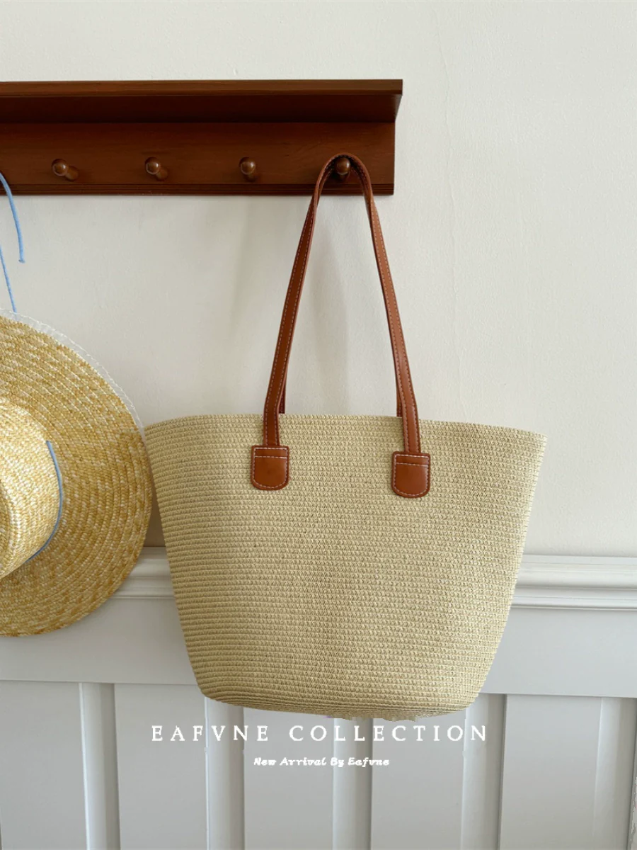 Women's French Beach Bag Fancy Straw Woven Bag - Image 3