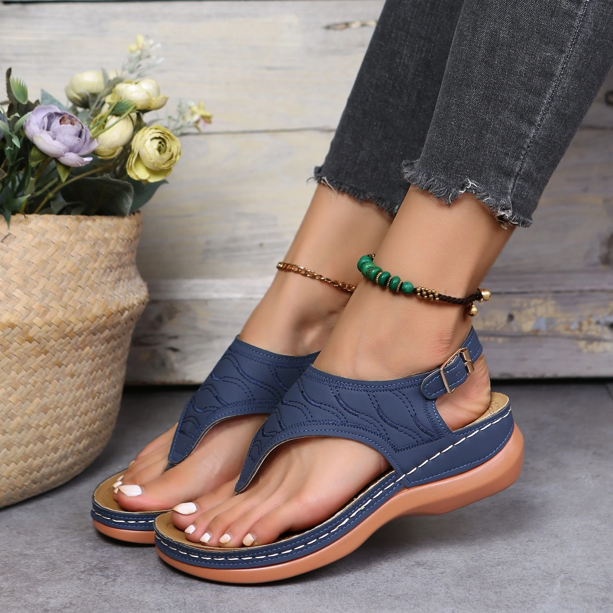Womens Retro Charm Wedge Sandals - Comfort Thong, Adjustable Buckle, Open Toe Slingback - Casual Solid Color Style - Image 5