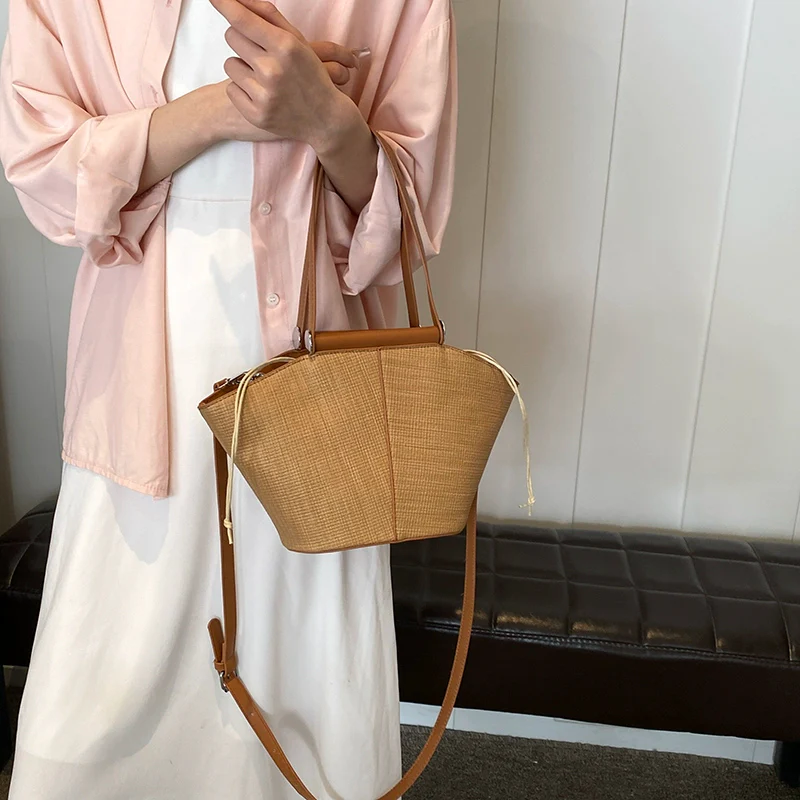 Women's Retro Satchel Vegetable Basket Straw Woven Bag - Image 6