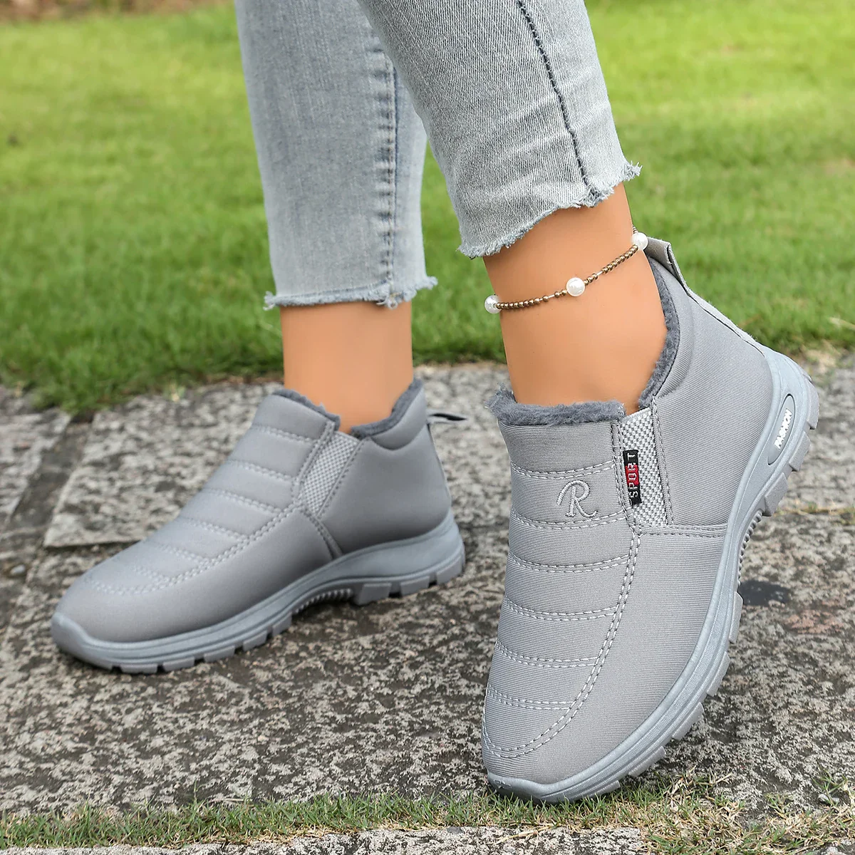 Women's shoes, winter cotton shoes with fleece and thickened mid-top, warm and casual snow boots - Image 6
