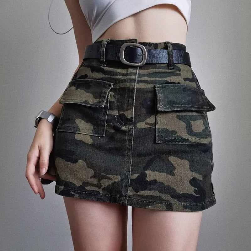 Zoki Sexy Women Streetwear Camouflage Cargo Skirt High Waist American Retro Mini Skirts Harajuku Female Pockets A Line Skirt New - Image 2